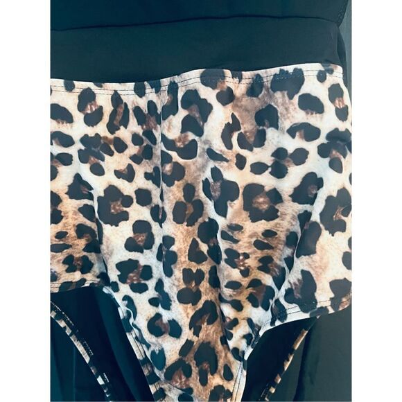 MOLYBELL One Piece Swimsuits for Women High Waisted Cutout Racerback Zip Up - Picture 6 of 6